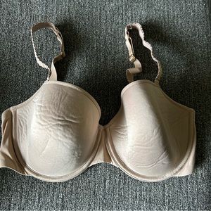Third Love 24/7 T-shirt Bra Underwire Smooth Pads Strap Size 34E